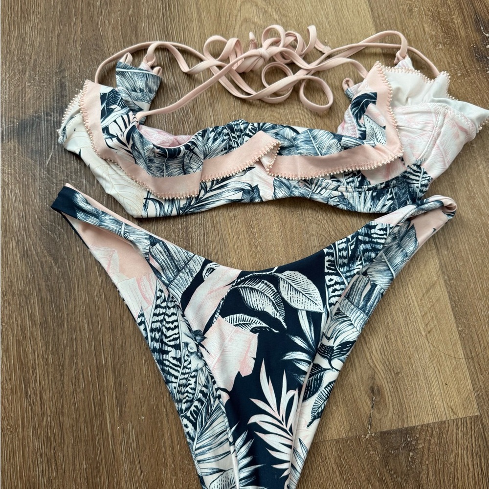 Tropical Print reversible Bikini Set small